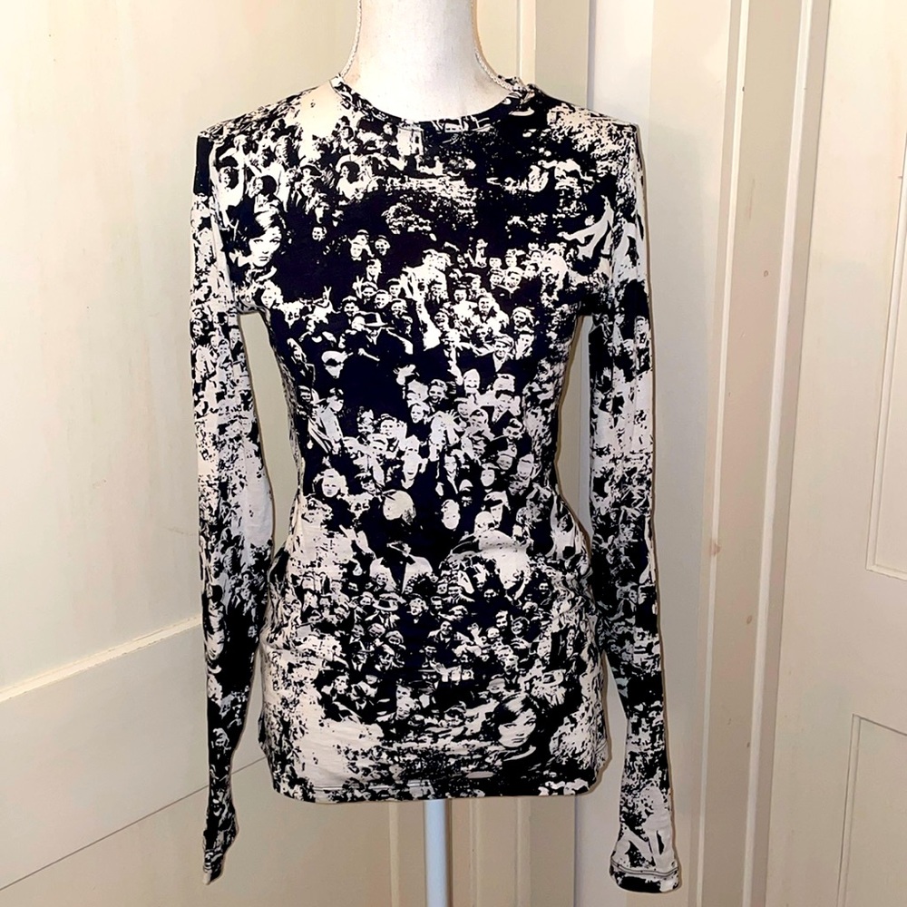 Long Sleeve ‘Faces’ Tee
